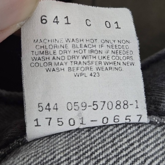 VINTAGE Levi's 501 Women Shorts 3 Gray Denim Original Fit Grunge 90s USA - Picture 3 of 10